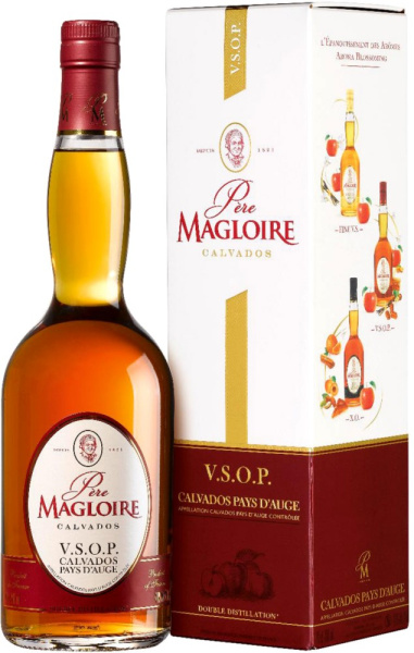 Кальвадос Пэр Маглуар Пэи д'Ож VSOP в подарочной упаковке 0,7л